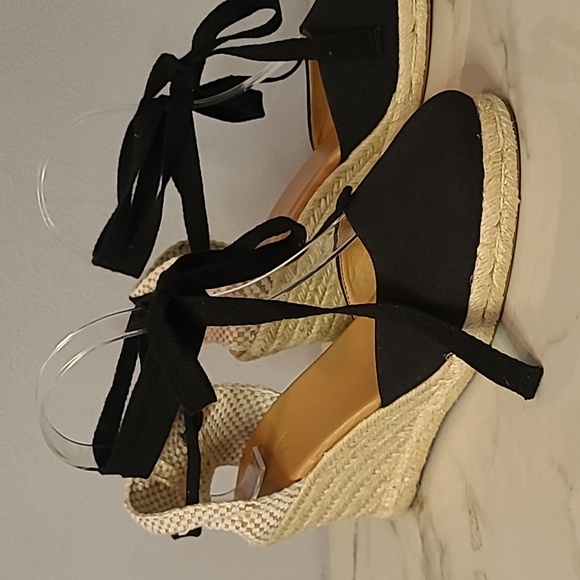 J. Crew Black Jute Closed Toe Wedges Espadrilles Sandals Sz 8 Boho Classic Chic - Picture 3 of 13